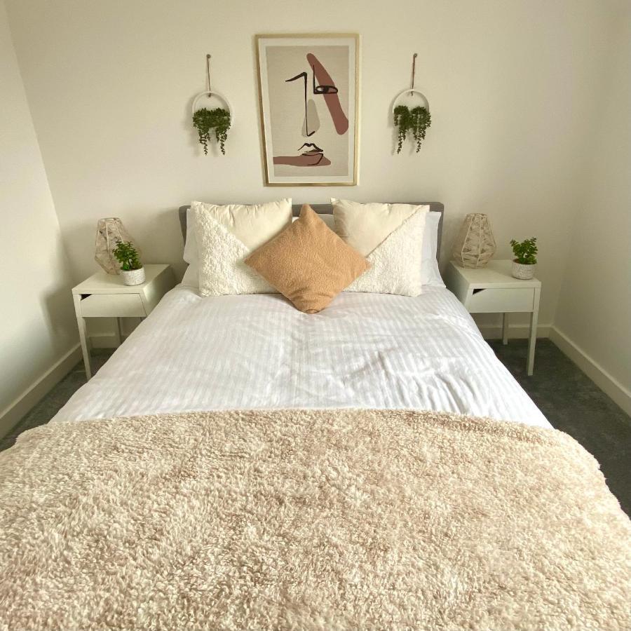Modern 2 Bed Apartment/Free Parking/Near City/Self-Check In Handsworth エクステリア 写真